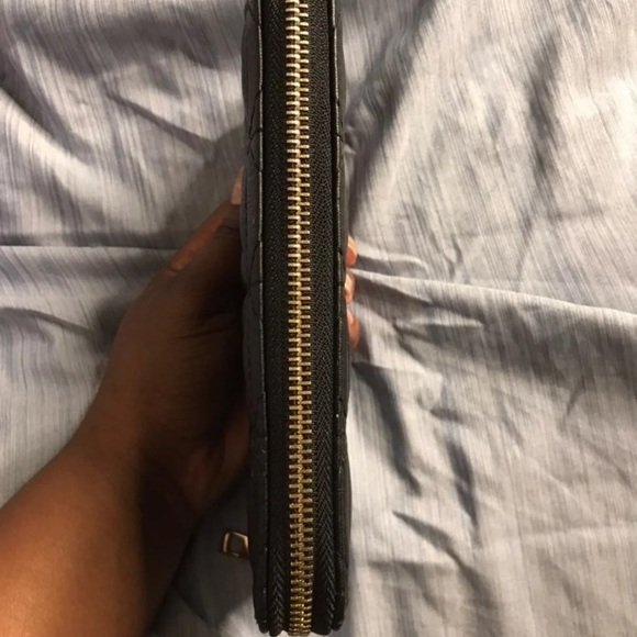 wallet - Picture 3 of 5